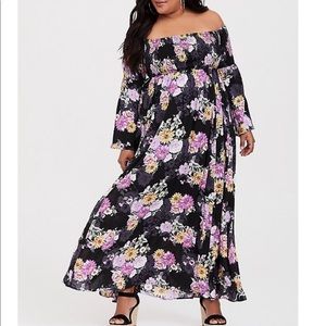 Torrid Size 3 off the Shoulder Maxi Dress